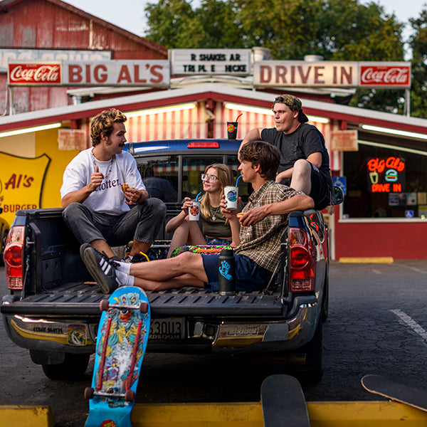 16oz-pint-cup-santa-cruz-o6 16oz_pints_santa_cruz_2_vacationdot_wavedot_skaters_truckbed_square.jpg