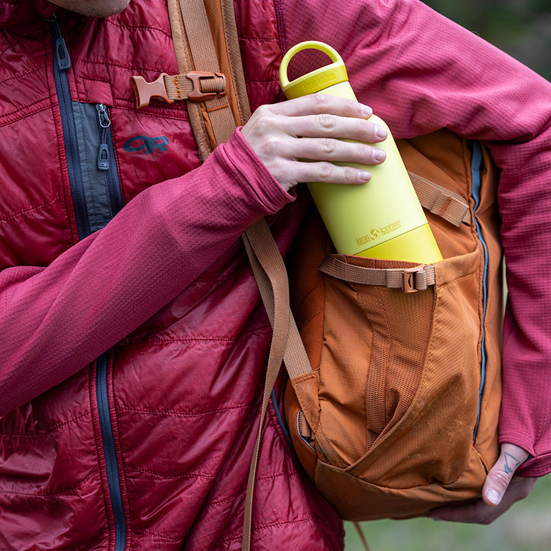 20oz-rise-classic-with-arch-loop-cap-y3 20oz_rise_classic_insulated_bottle_acacia_backpack_square.jpg