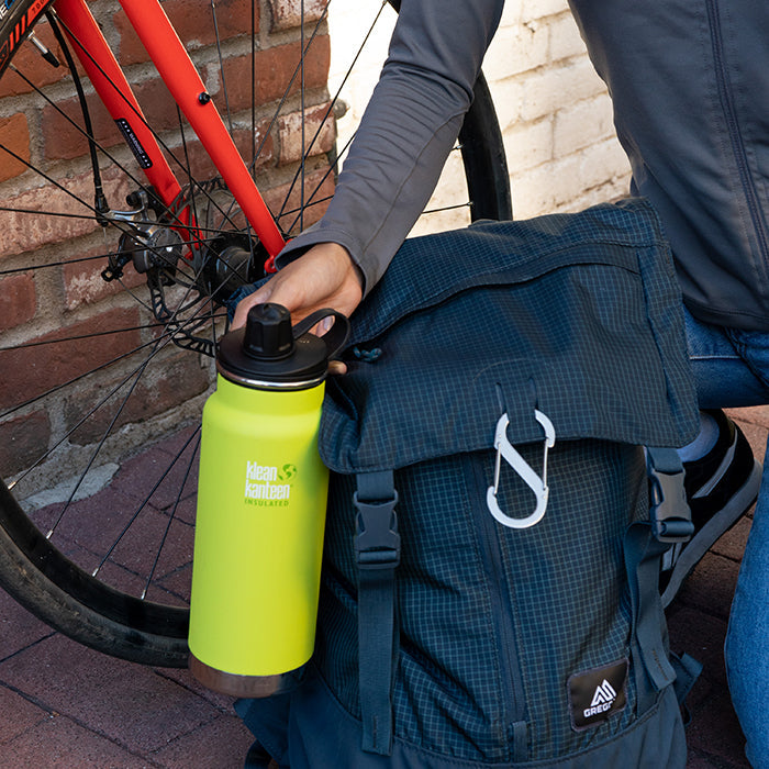 tkwide-chug-cap-h7 K32TKWSSL-JP-Bottle-Biking-Chug-Cap-lifestyle.jpg