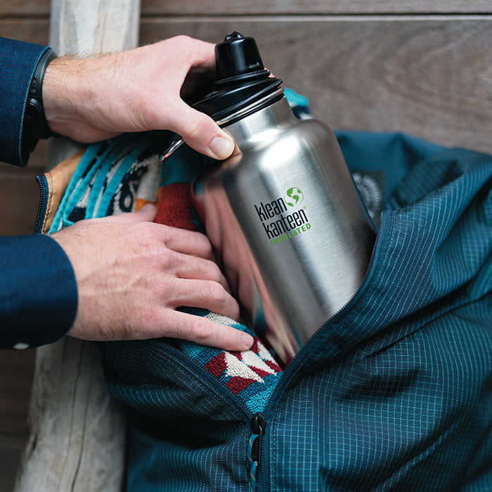 tkwide-chug-cap-h7 K64TKWSSL-BS-Chug-Cap-Out-of-Duffle_lifestyle.jpg