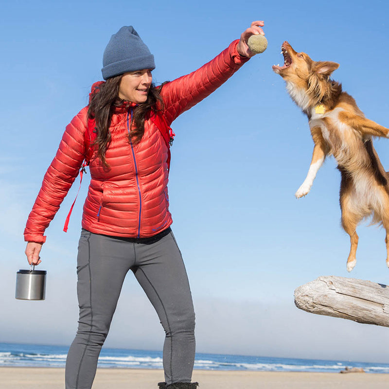 32oz-tkcanister-food-container-f6 food_canister_32oz_girl_beach_dog_jump_square.jpg