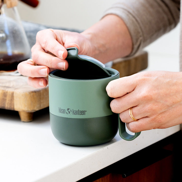 flip-lid-k1 rise_flip_lid_large_coffee_mug.jpg