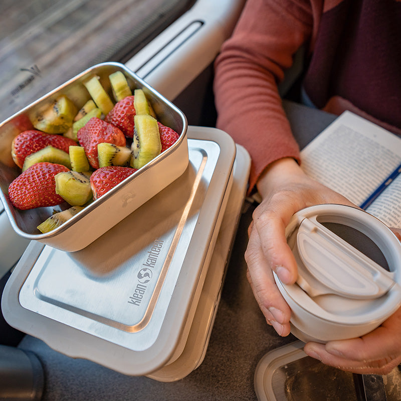 23oz-rise-food-box-lunch-y4 rise_food_lunch_box_lunch_tofu_train_fruit_tumbler_square.jpg