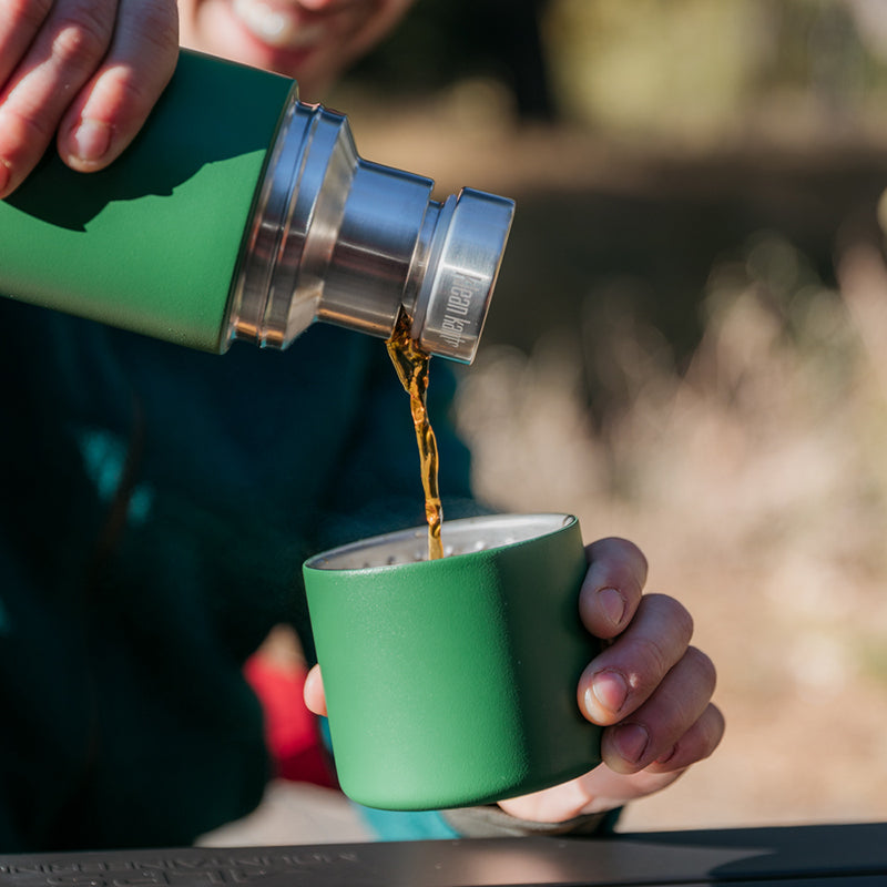 tkpro-maintenance-kit-a7 tkpro_32oz_thermos_green_pourthrough_lifestyle.jpg