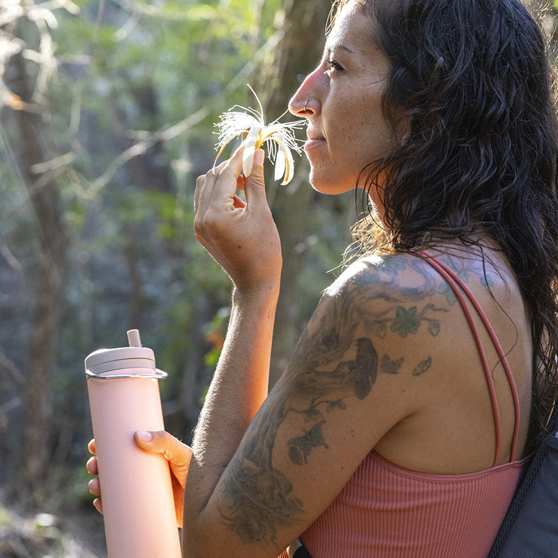 20oz-tkwide-made-to-do-more-bundle-a5 tkwide_20oz_insulated_bottle_twist_woman_flower_costarica_square.jpg
